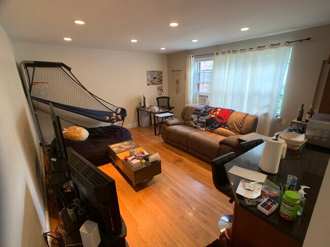 Photo - 8 Kilsyth Ter Unit 34