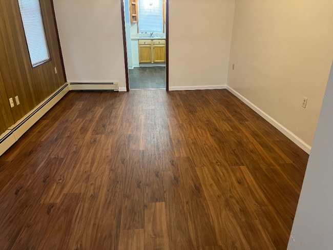 Photo - 128-130 Barney St Unidad 128 A