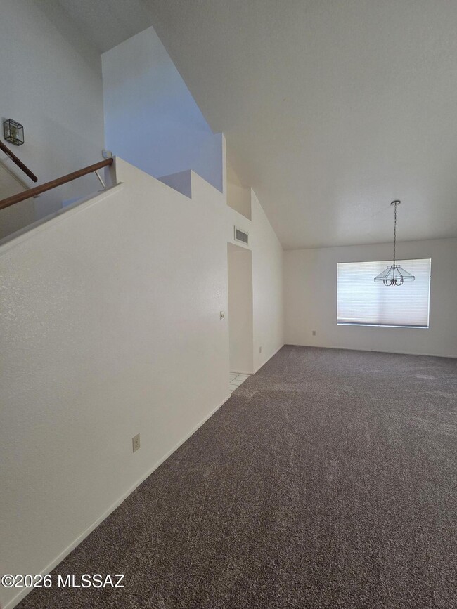 10178 E Essex Village Dr
