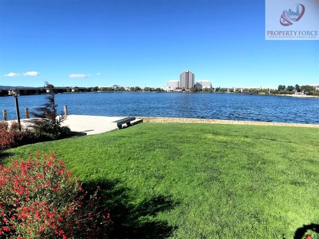 Photo - 870 Balboa Ln