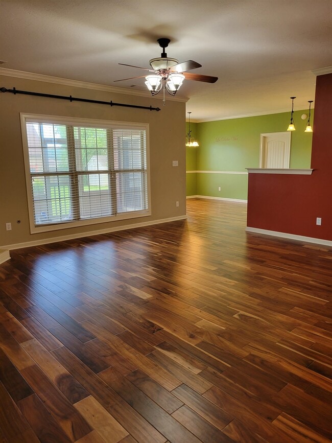 Photo - 37 Christmas Dr