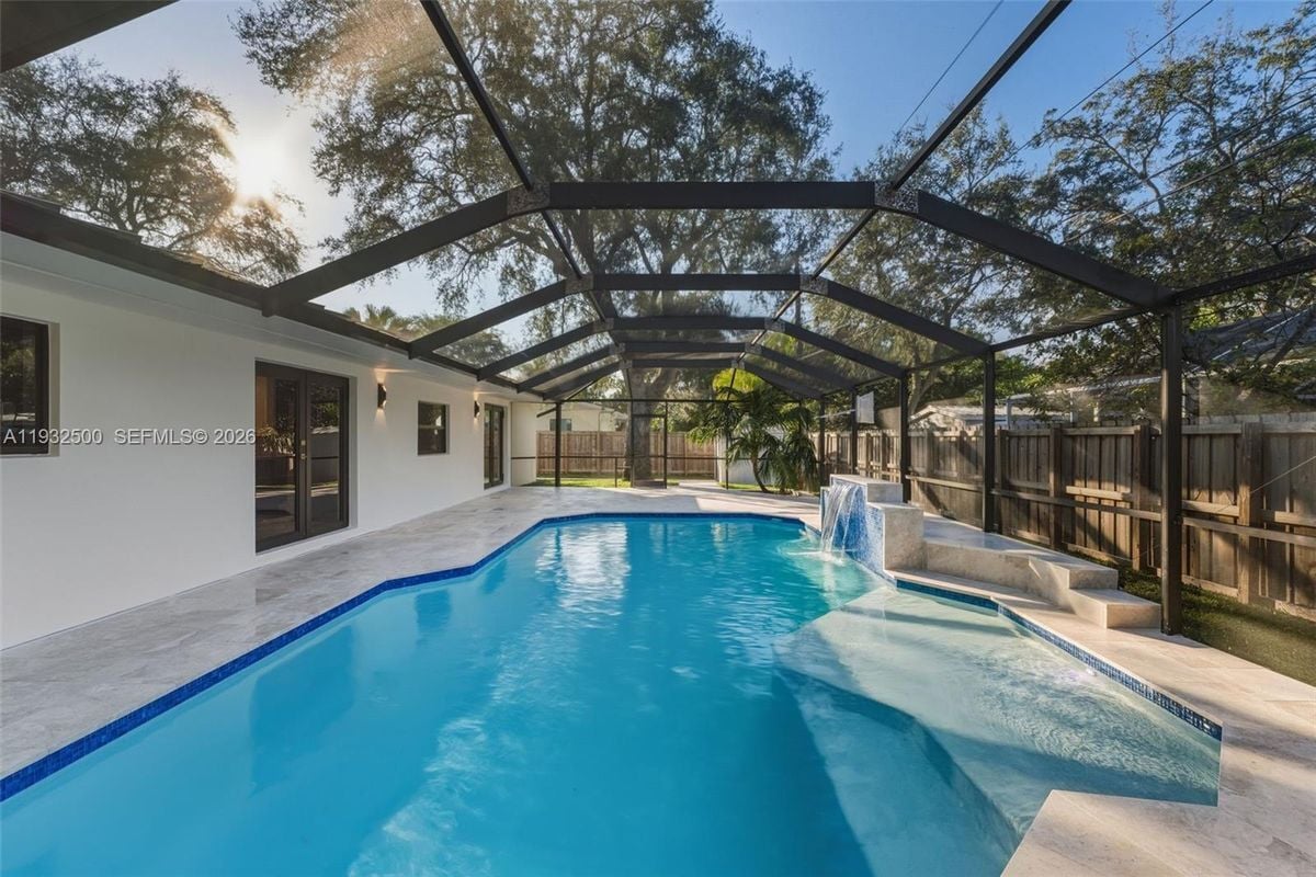 Photo - 7505 SW 167th St