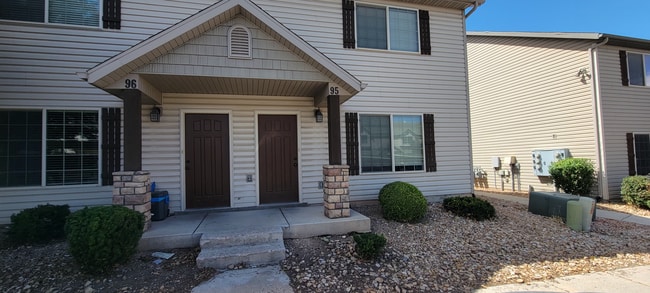 Photo - 340 W 1425 N