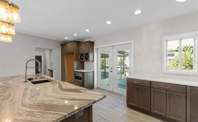 Photo - 4612 7th St Ct E