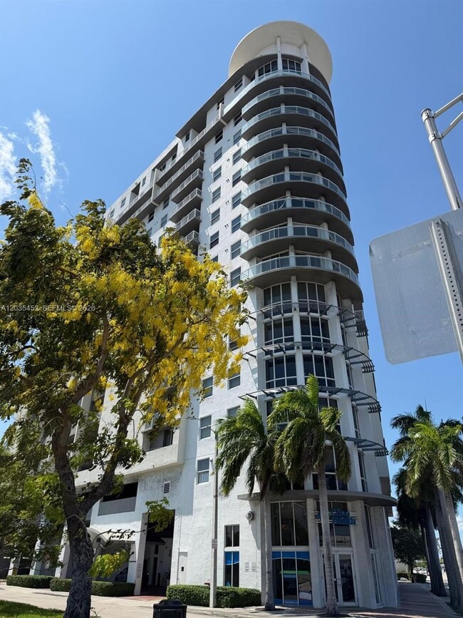 Building Photo - 1 Glen Royal Pkwy Unit 1006