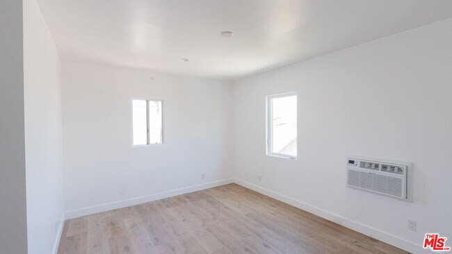 Photo - 153 W 51st St Condo Unit B