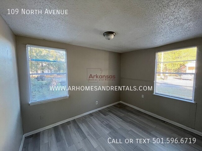 Photo - 109 North Ave