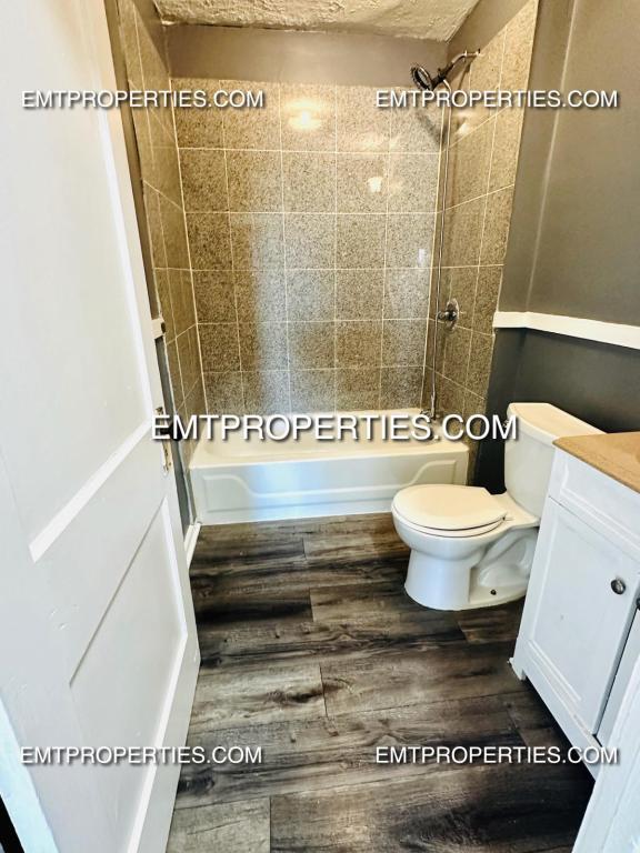 Photo - 2110 E 30th St