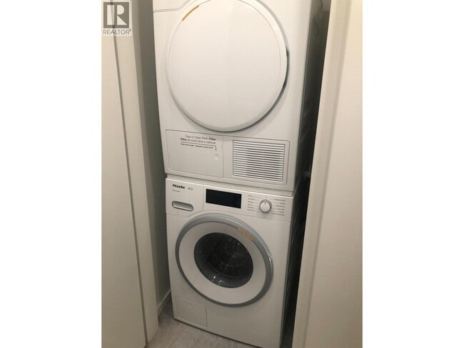 Photo - 889 Pacific St Unité 802