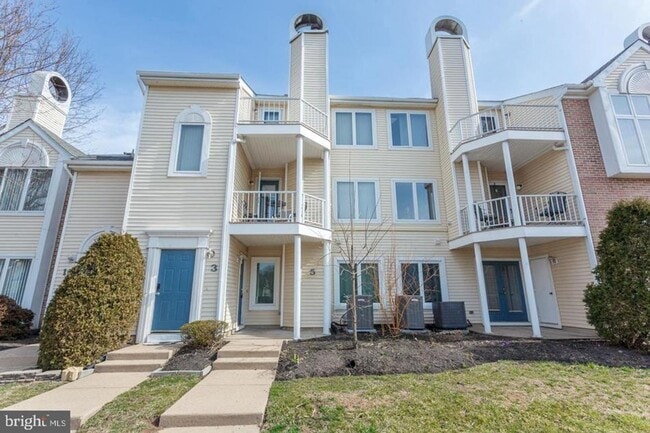 Photo - Crestwood 2 bed Condo Available September 1