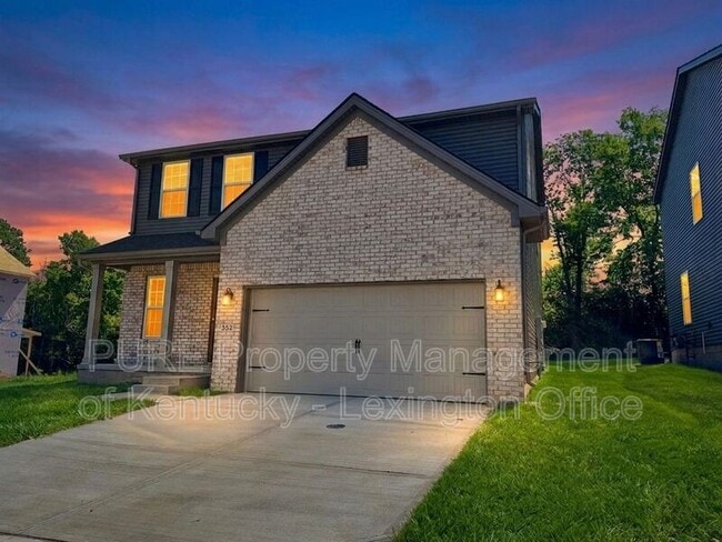 Building Photo - 852 Halford Pl