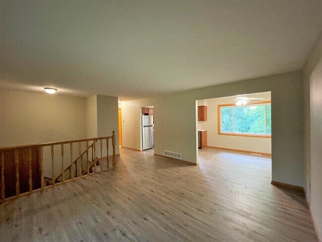 Photo - 7008 43rd St N