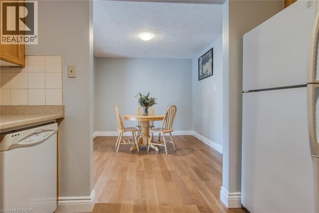 Photo - 25 Valleyview Rd