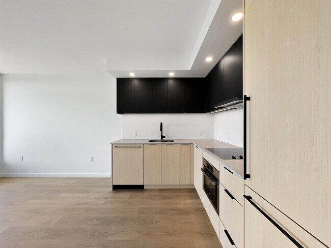 13738 Central Ave Unit 29XX
