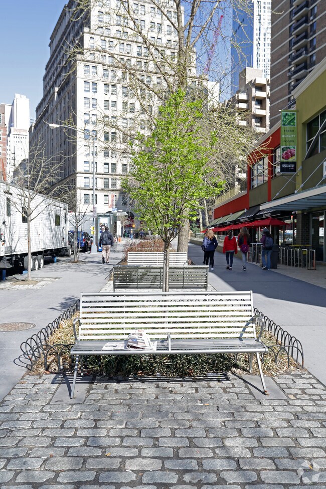 Photo - Fulton-Chambers Building