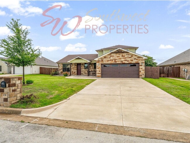 Photo - Stunning 5 bedroom, 3.5 bath in Elk Ridge Estates!