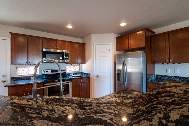 Photo - 4363 Susie View