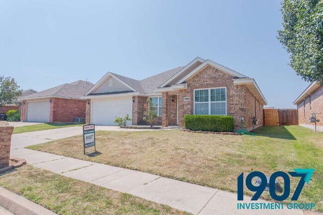 Photo - Sacious 4-Bedroom Home with Open Layout!