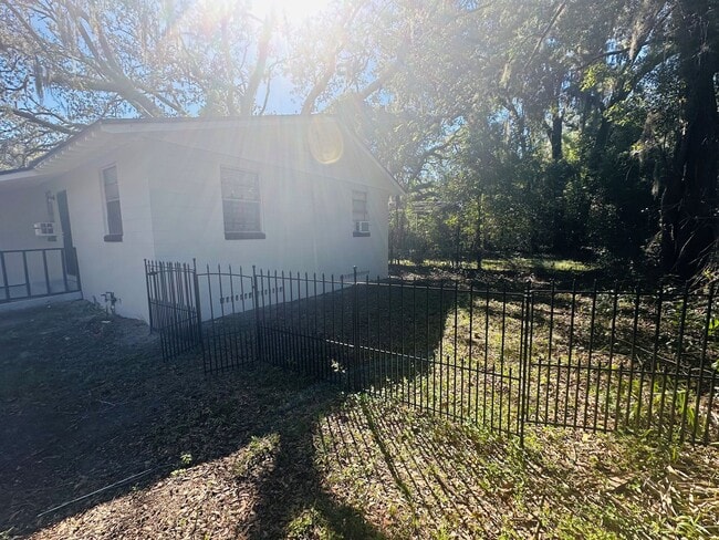 Photo - 4304 Grunthal St