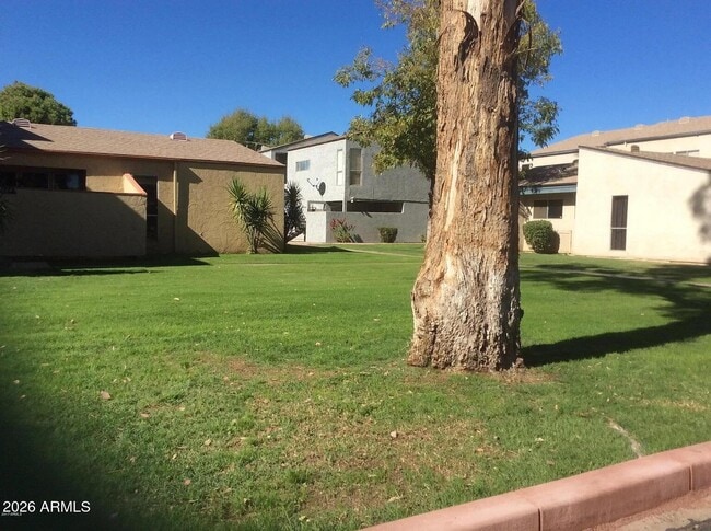 Photo - 2694 E Oakleaf Dr