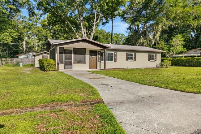 Photo - Beautifully Renovated 3 Bedroom 1 Bath Home on Large Corner Lot