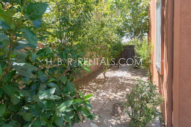Photo - 1496 Dairy Dr
