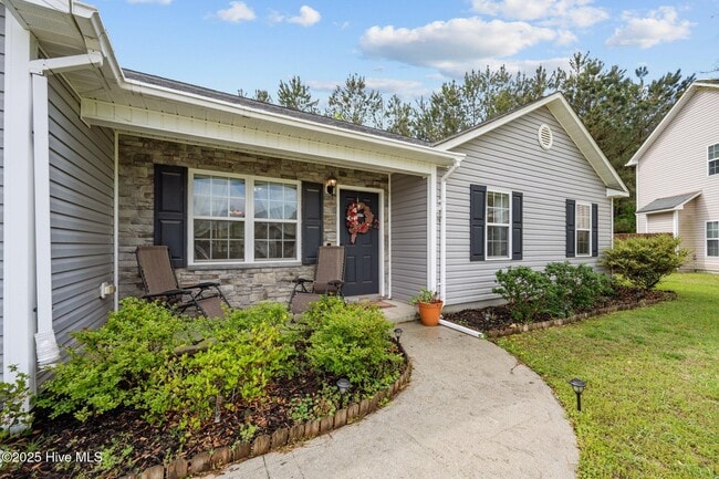 Photo - 1006 Hollyfield Ct House