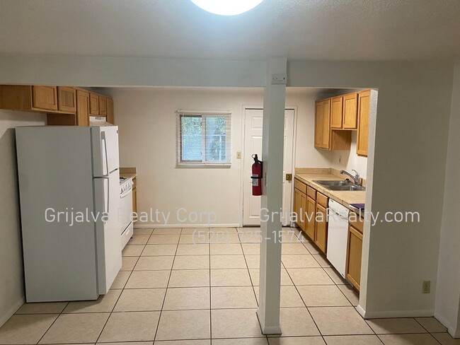 Photo - 2442 S Edmondson Ave Unit 2442