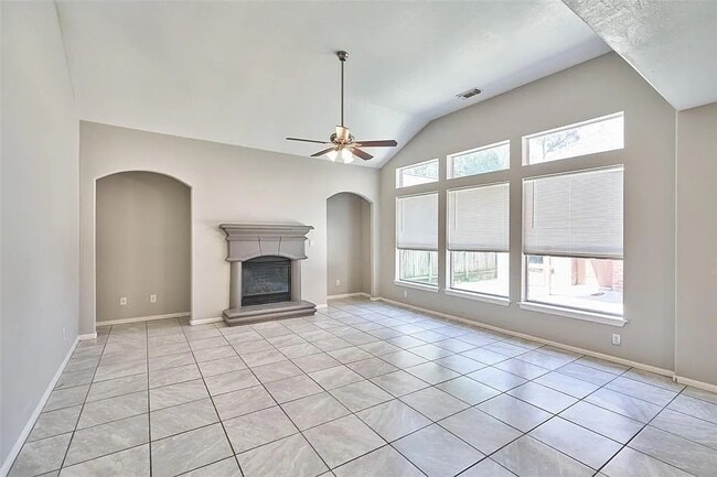 Photo - 13714 Hillingdale Ln