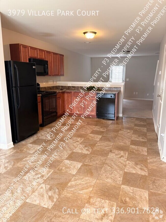 Building Photo - 3979 Village Park Ct Rental