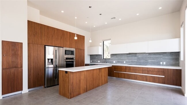 Photo - 1618 Amherst Ave