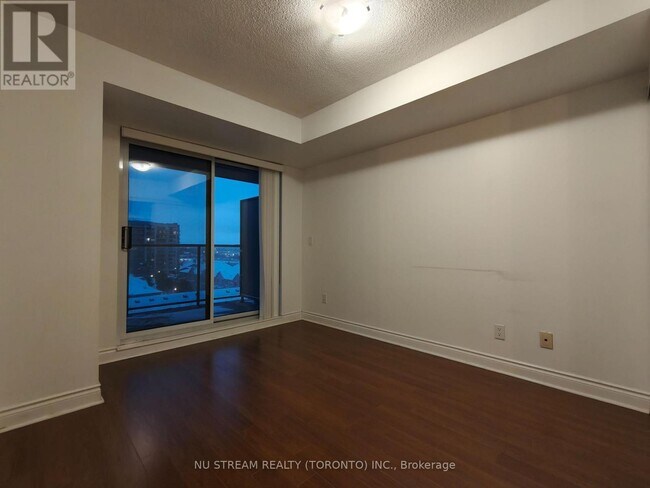 Photo - 39 Galleria Pkwy Unit 801