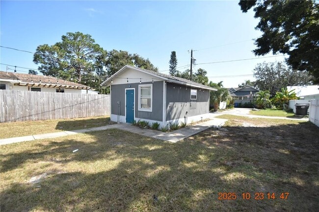 Photo - 4520 Burlington Ave N