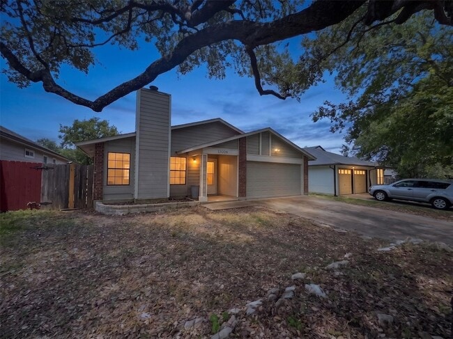 Photo - 13004 Campos Dr