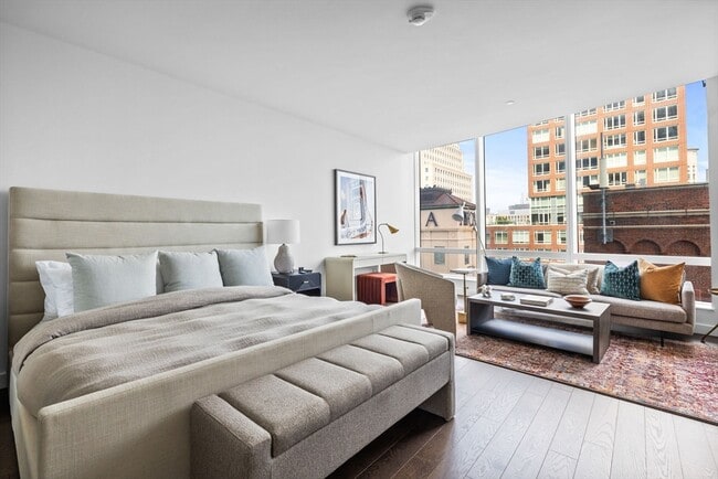 Photo - 430 Stuart St Unidad 1603