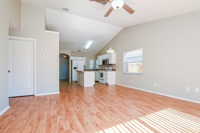 Photo - 7619 Clovelly Park Pl