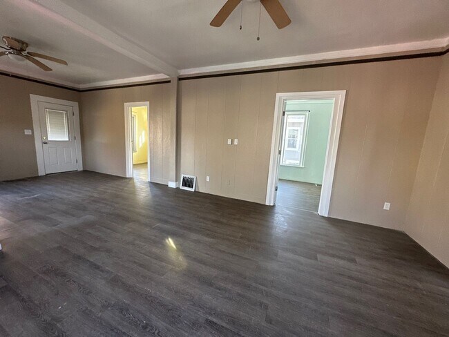 Photo - N10th332 Unidad N10th332-A