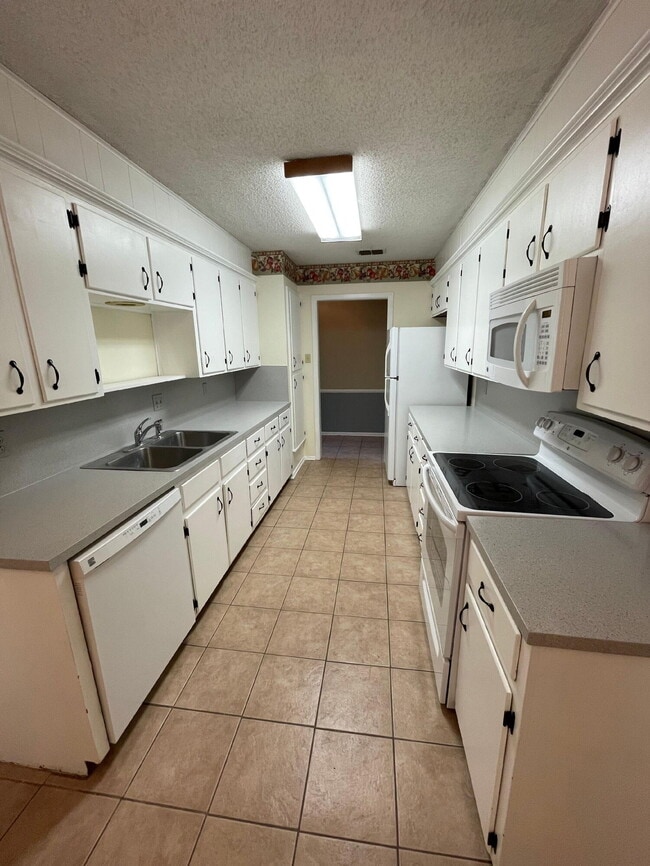 Photo - 5917 13th St