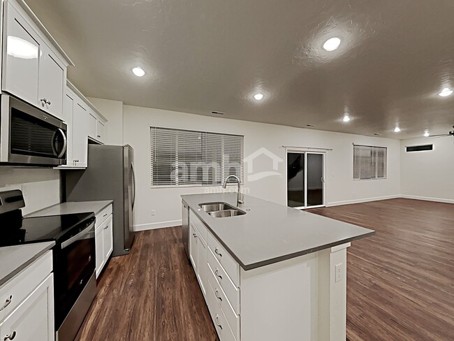 Photo - 9446 W Hiden Stream St