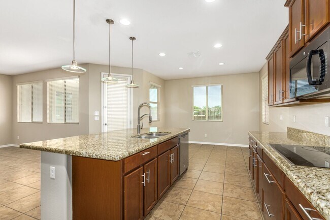 Photo - Beautiful 4 bedroom 2.5 bathroom home with...