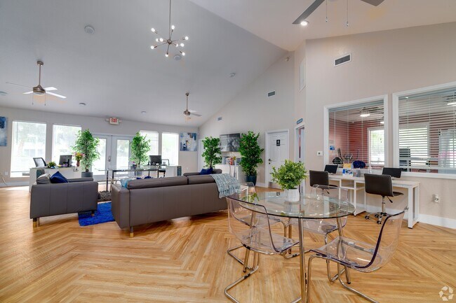 Photo - Village Lakes