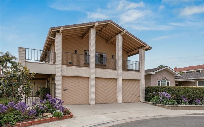 Photo - Silver Beach Home