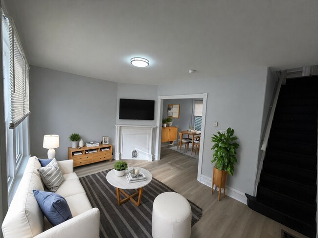 Building Photo - Charming 2BR/1Bath House! Section 8 ONLY!