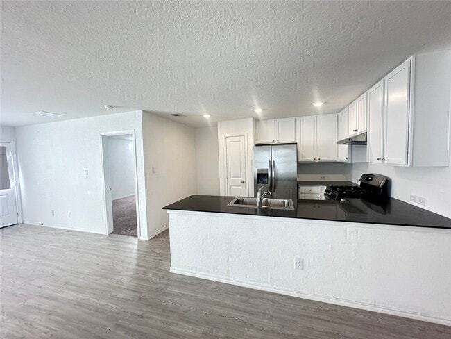 Building Photo - 2722 Winterfell St