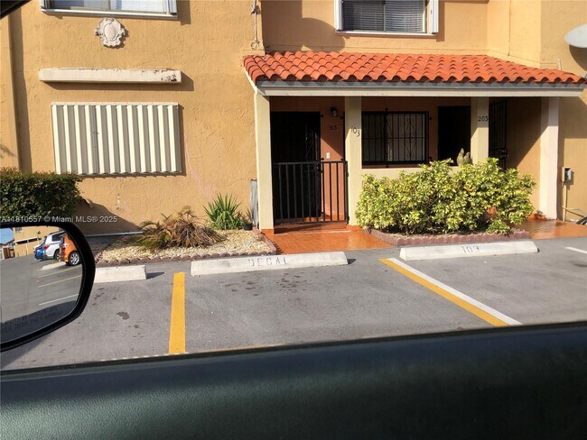 Photo - 2775 W 61st St Townhome