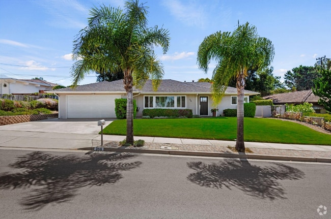 Building Photo - 358 El Gaucho Rd Rental