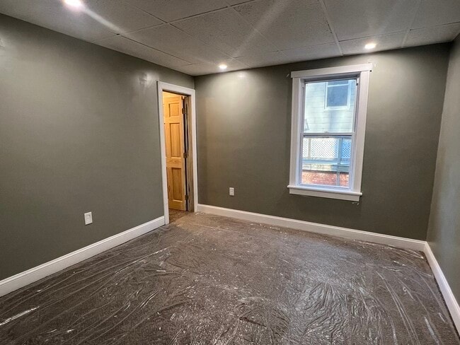 81 Merrifield St