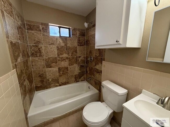 Photo - 513 E Monroe Ave