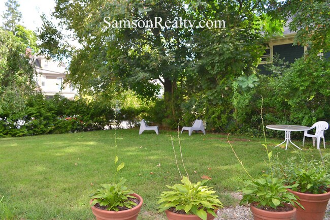 Photo - 347 Lloyd Ave Unit 2