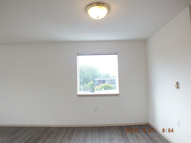 Photo - 12549 28th Ave NE